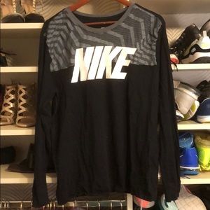 Nike shirt. Never worn. XL